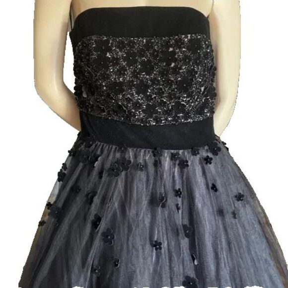 MAC DUGGAL 66346 Black Velvet Trim Floral 3D Beaded Strapless Ball Gown 10 NWOT - Picture 7 of 9